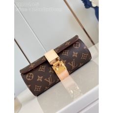 LV Round Bags